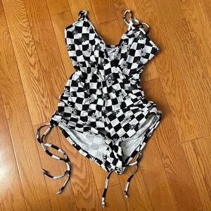 Streetwear Society Bodysuit Size S